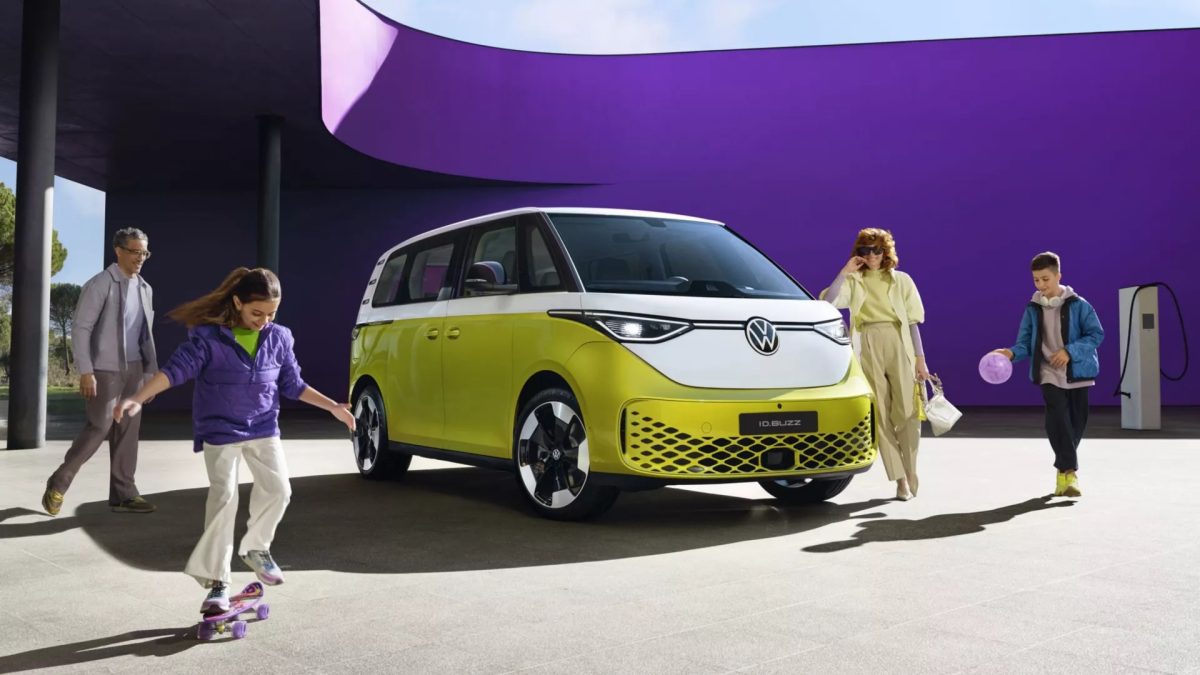 Galleria foto 'Volkswagen presenta ID. Buzz il Van Hippie 2.0: Tutto quello che c’è da sapere sul Bully dell’era Elettrica…' - foto 2