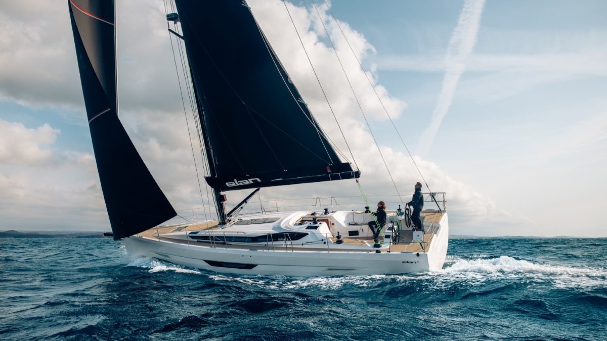 Galleria foto 'Le 6 Barche più Belle, Lussuose e Prestanti presentate al Salone Nautico di Genova' - foto 1