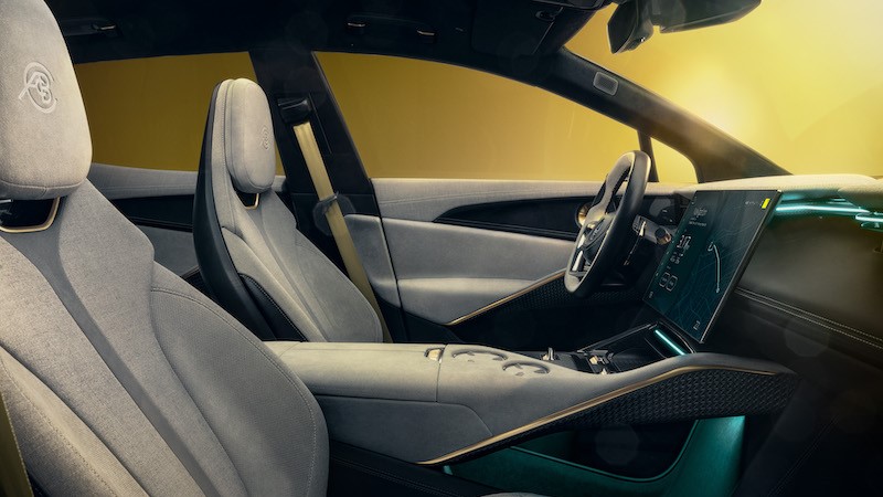 Galleria foto 'Debutta l’Hyper SUV elettrico Lotus Eletre. Le prime consegne dall’estate 2023' - foto 1