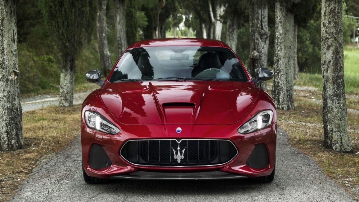 Galleria foto 'Lusso a 4 ruote: le 7 auto da Ricchi più interessanti del 2022!' - foto 1