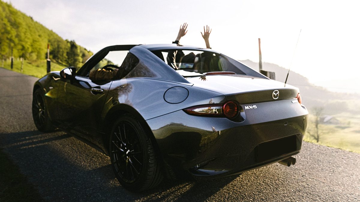 Galleria foto 'Mazda MX-5, Il Raduno dei Record: il 18 settembre a Modena Mazda punta al Guinness World' - foto 1