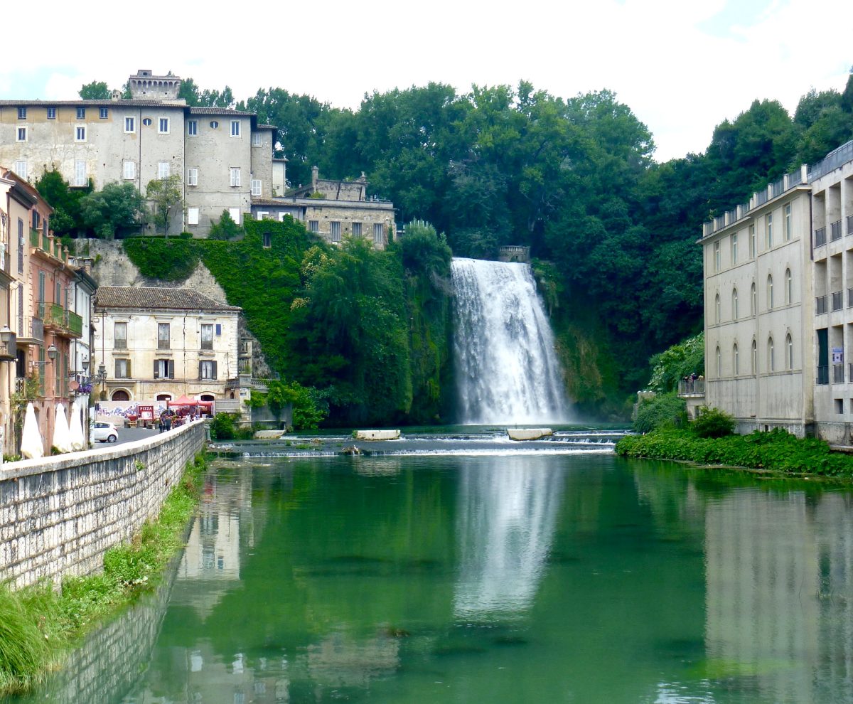 Galleria foto 'Escursioni Autunnali: Ecco 5 mete uniche in tutta Italia da non perdere assolutamente!' - foto 3