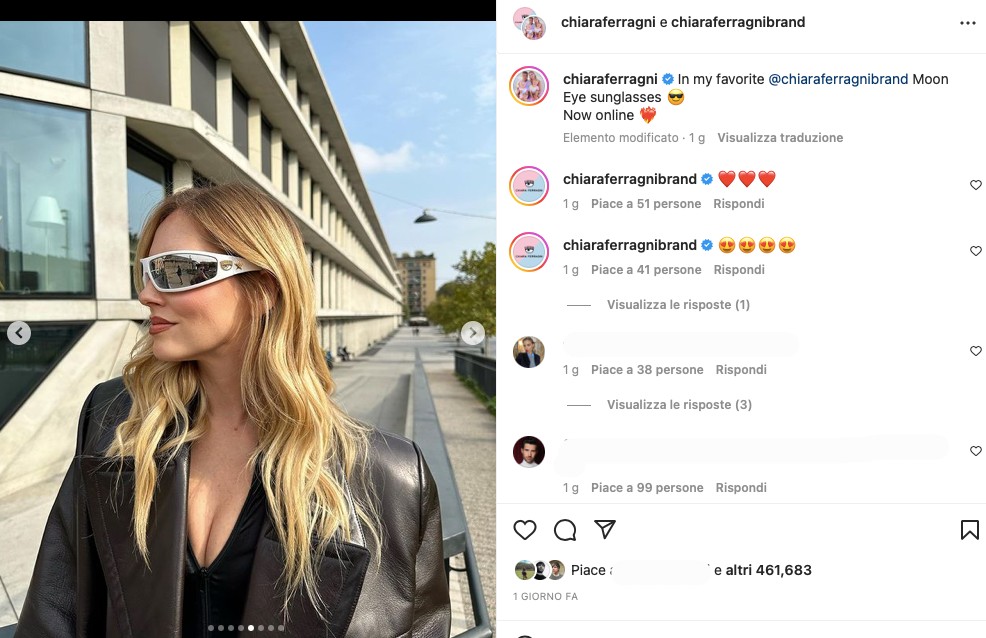 Galleria foto 'Chiara Ferragni, tuta intera super sexy e occhiali del suo brand: il pubblico apprezza' - foto 2