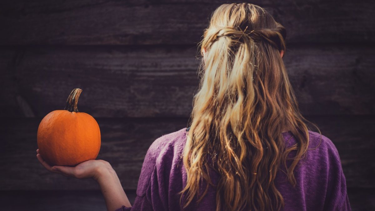 Chiome da Brivido: 5 bellissimi Accessori per Capelli a tema Halloween!