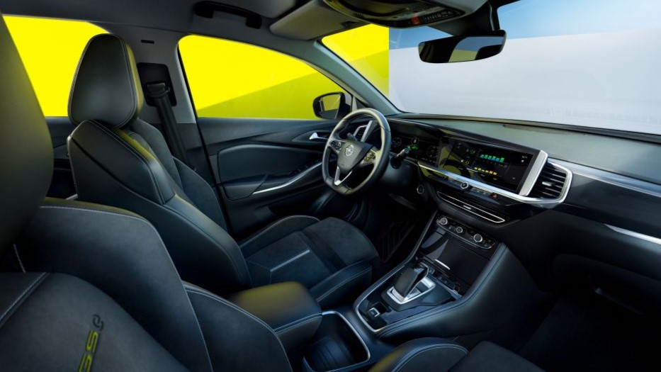 Galleria foto 'Grandland GSe: tutto sul nuovo SUV elettrico della Opel' - foto 1