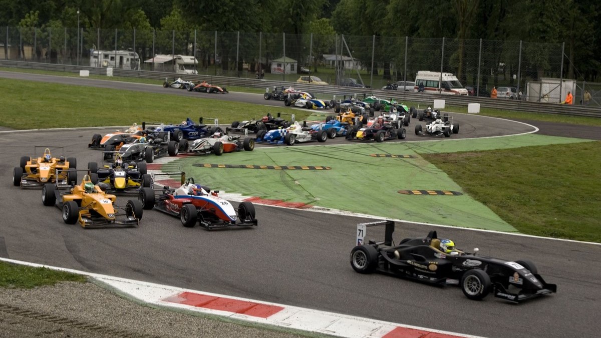 Galleria foto 'Le 4 Piste automobilistiche più celebri d’Italia!' - foto 4