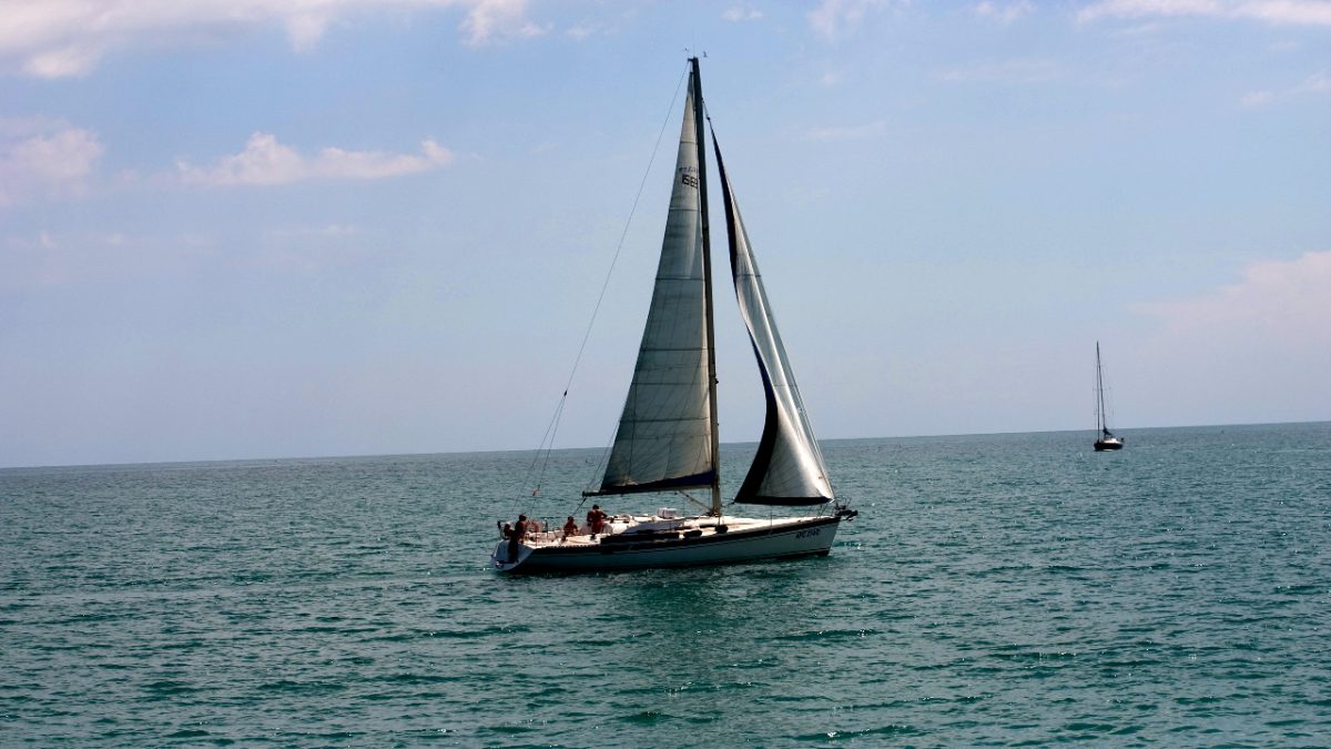 Vacanze in Barca a Vela: 4 motivi per partire in Autunno e quali mete scegliere…