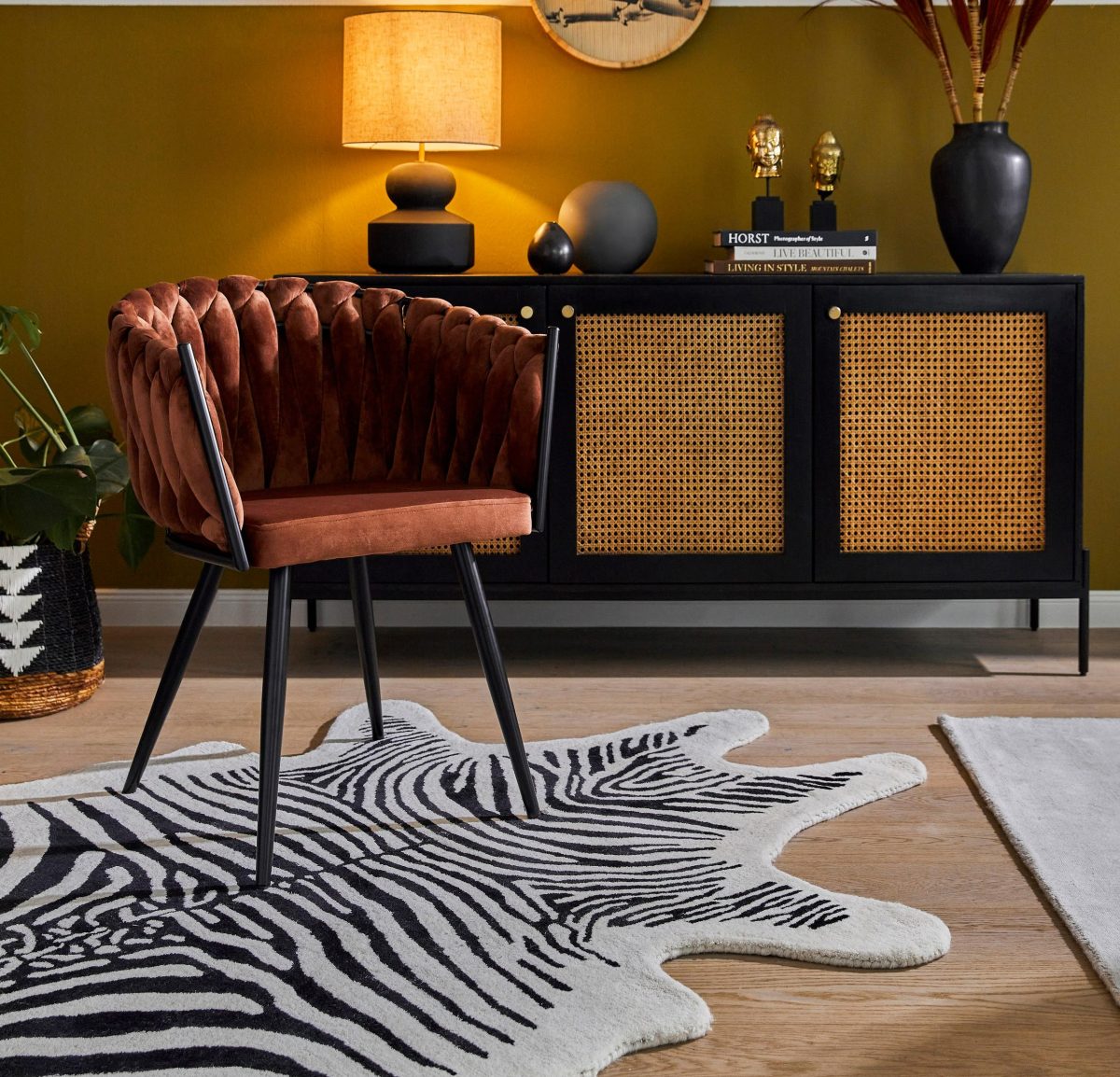 Galleria foto '7 Tappeti in Bianco e Nero per un arredo che gioca sui Contrasti! Idee da copiare…' - foto 2