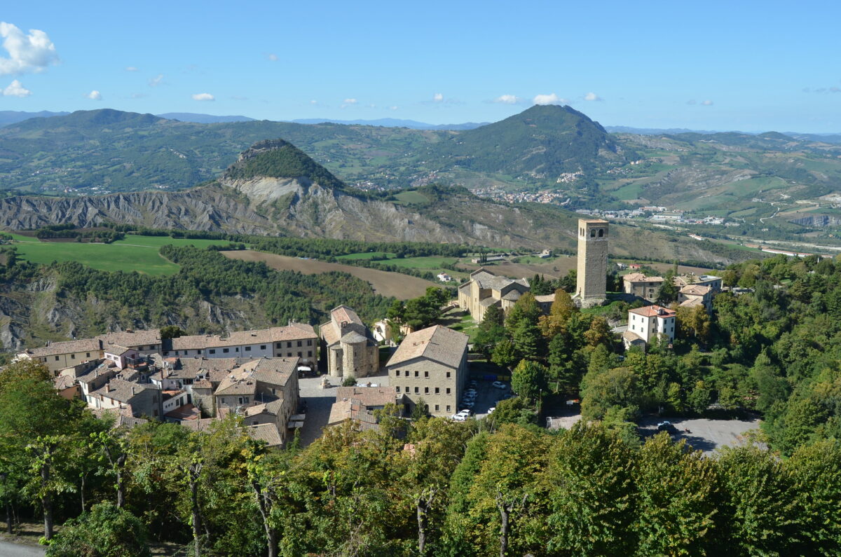 Galleria foto 'Borghi e Leggende: 6 luoghi d’Italia con una storia misteriosa e affascinante' - foto 4