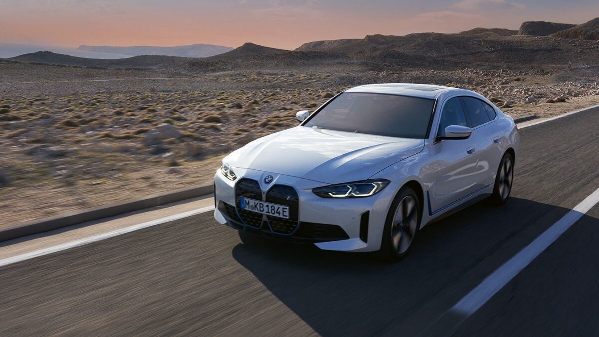 Galleria foto 'L’Elettrico a prova di Pista: le 5 Auto EV più sportive di tutte!' - foto 2