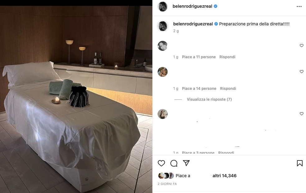 Galleria foto 'Belen Rodriguez con la borsa sparkling celebra il Made in Italy' - foto 1