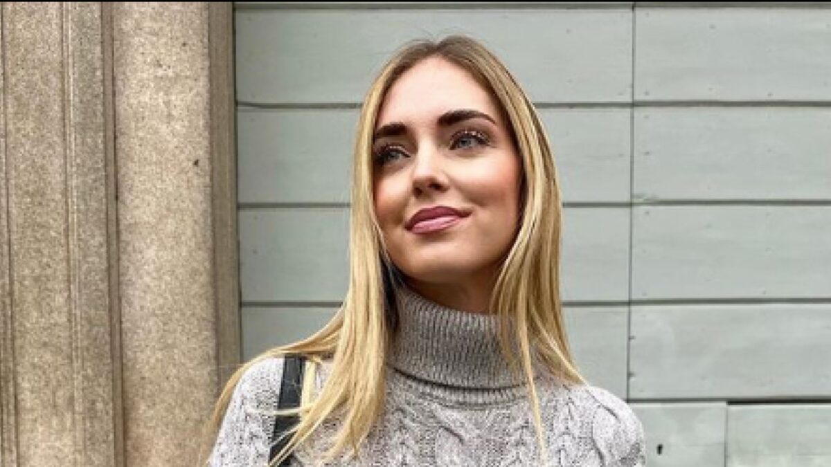 Chiara Ferragni mostra la nuova collezione di intimo: modello e prezzi