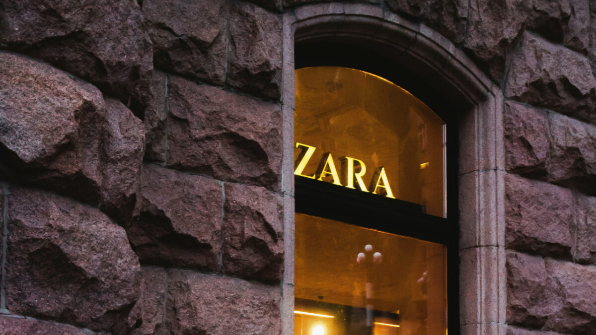 I più venduti di Zara: 8 Capi e Accessori di tendenza!