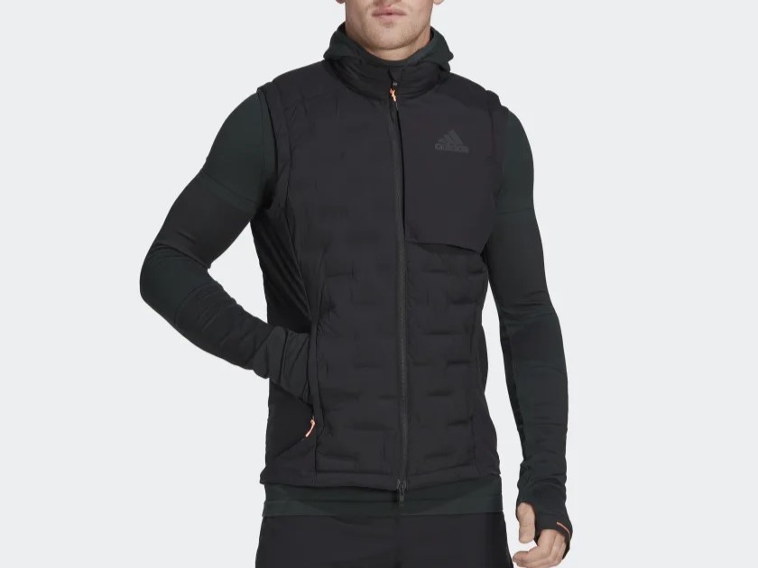 Galleria foto 'Abbigliamento Sportivo da Uomo: 7 Capi perfetti per l’allenamento outdoor invernale' - foto 5