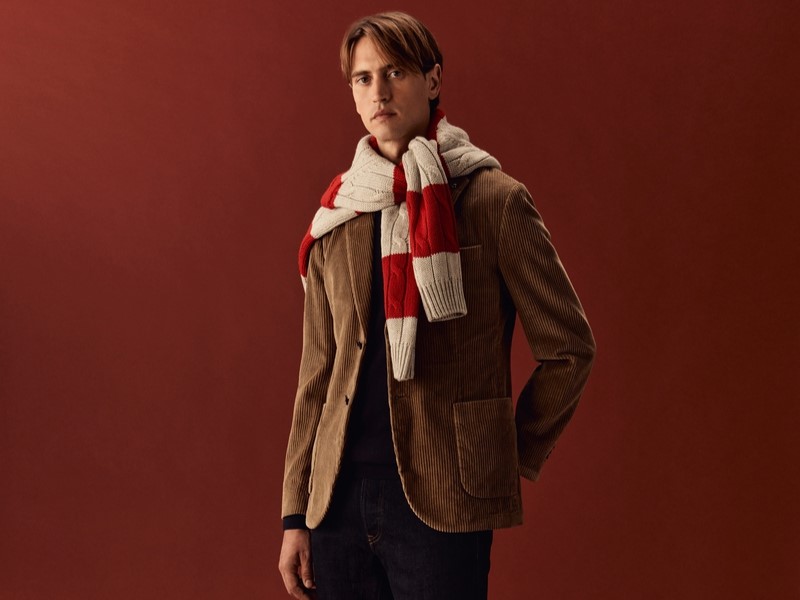 Galleria foto 'Blazer Uomo, 5 evergreen griffati da avere a tutti i costi!' - foto 1