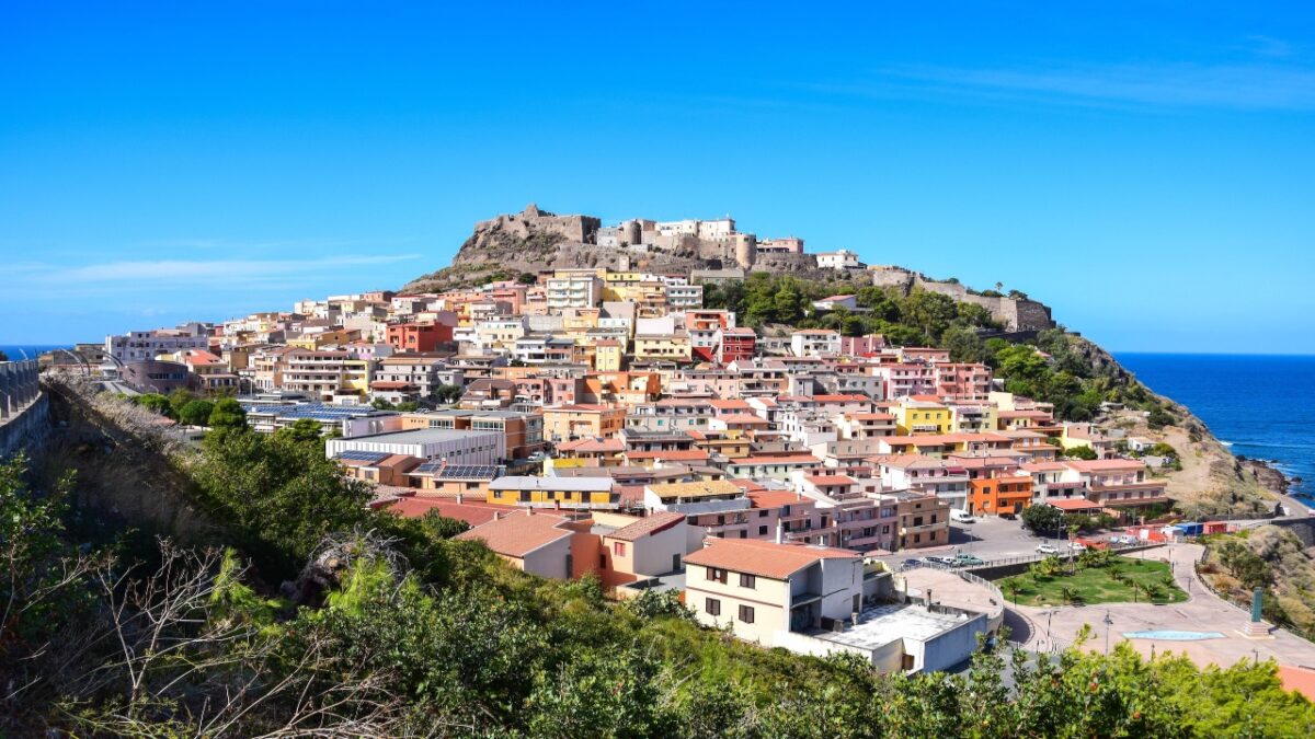 La Sardegna d’Inverno tra tradizione e folklore: 5 Borghi imperdibili da visitare!