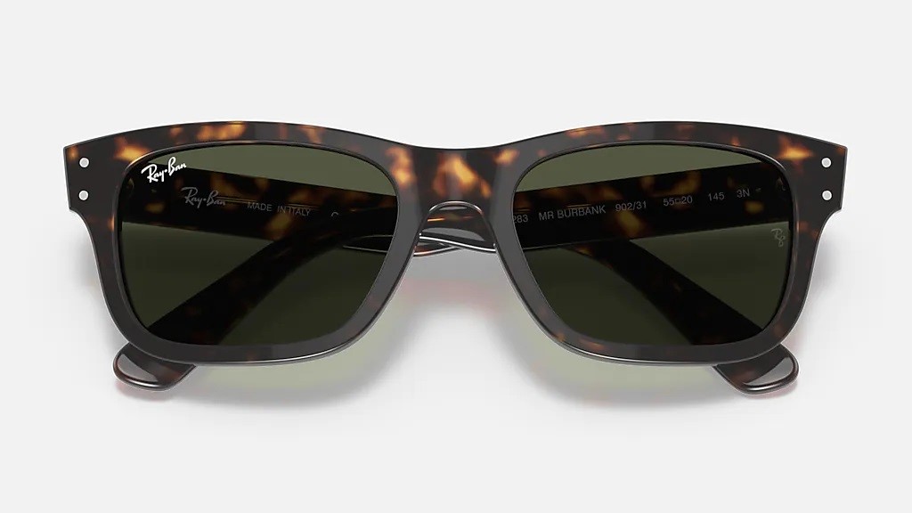Galleria foto 'Ray-Ban, modelli iconici e novità: 7 occhiali da sole super cool per Lui!' - foto 2