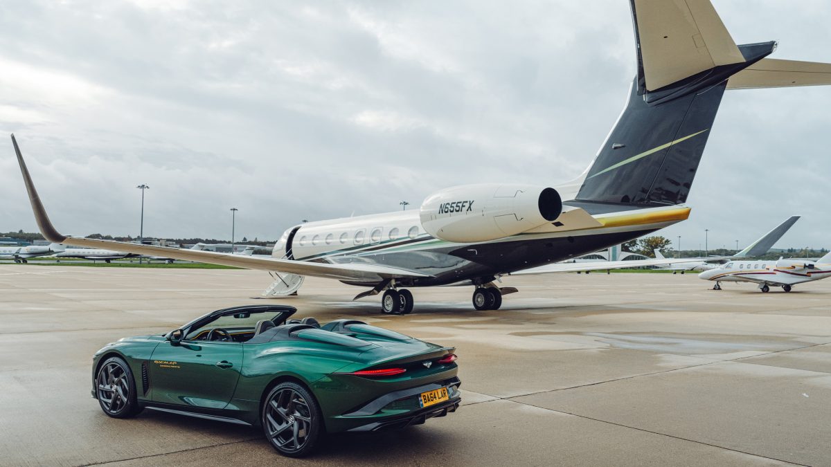 Galleria foto 'Gulfstream G650 e Sikorsky S-76: due velivoli ispirati all’iconica Bentley Bacalar' - foto 3