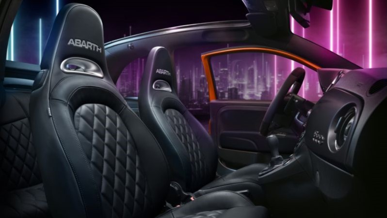 Galleria foto 'Abarth: nuovo Colore, nuova Promozione e un nuovo Configuratore per renderla solo Tua!' - foto 1