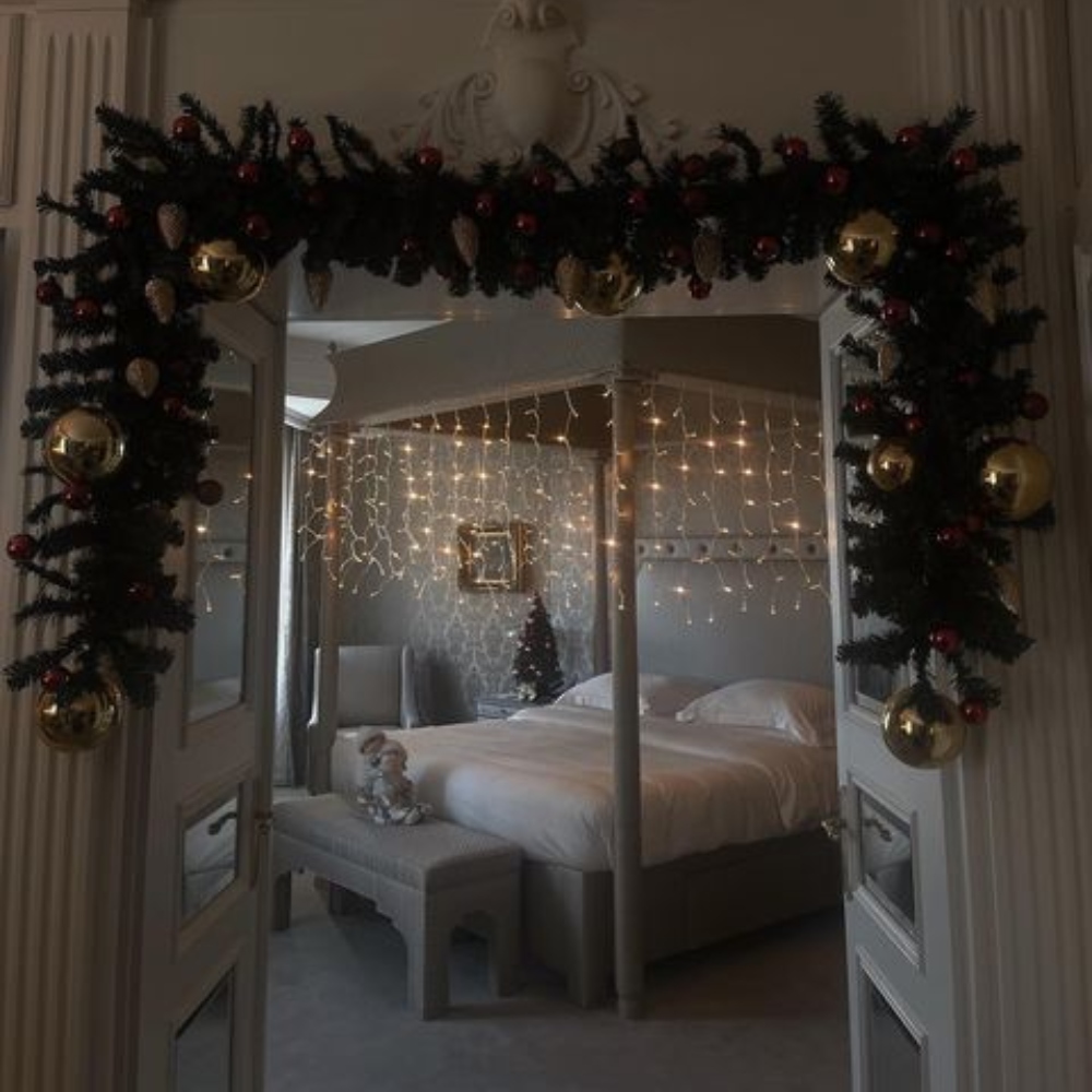 Galleria foto 'Luca Argentero e Cristina Marino, il Lusso di ben due maestosi Alberi di Natale!' - foto 2