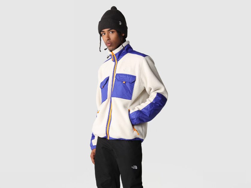 Galleria foto 'The North Face: 7 Felpe in Pile perfette per le giornate più fredde e il trekking in montagna' - foto 5