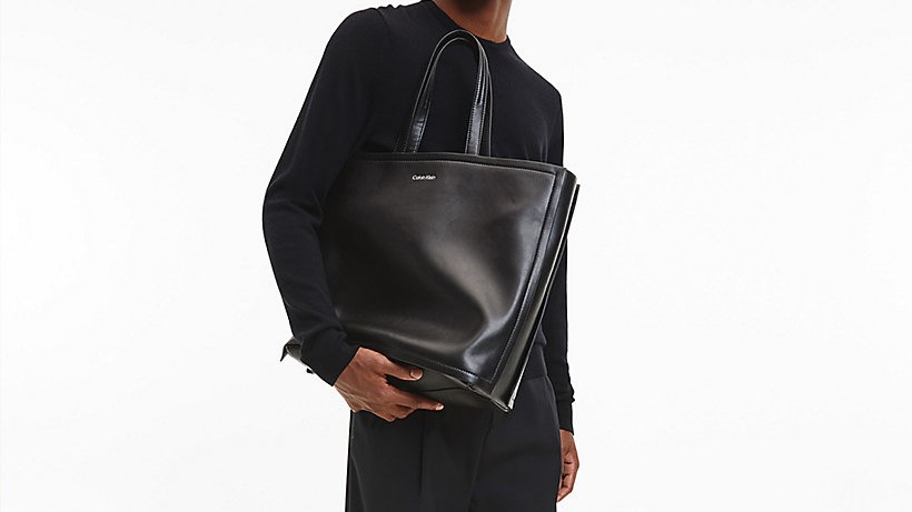 Galleria foto 'Borse, Zaini e Marsupi: 9 accessori Uomo della nuova collezione Calvin Klein' - foto 8