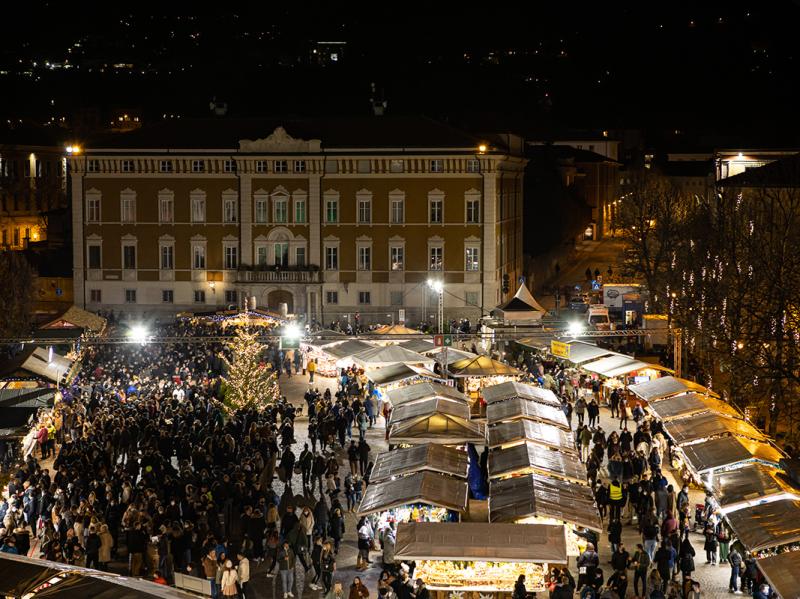 Galleria foto 'Trentino Alto Adige: 5 caratteristici mercatini di Natale da non perdere assolutamente!' - foto 2