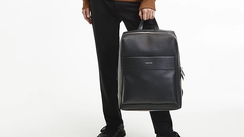 Galleria foto 'Borse, Zaini e Marsupi: 9 accessori Uomo della nuova collezione Calvin Klein' - foto 4