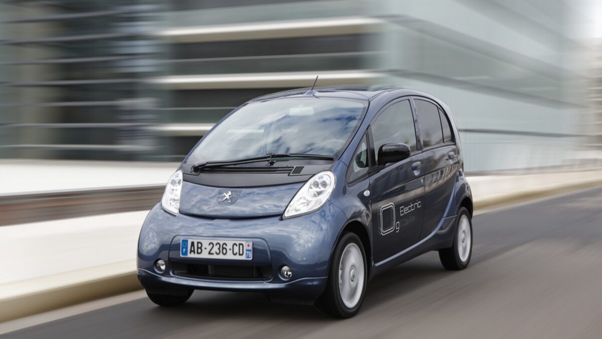 Galleria foto 'Elettrico Low Cost: 4 Auto green sotto i 10.000 euro' - foto 2