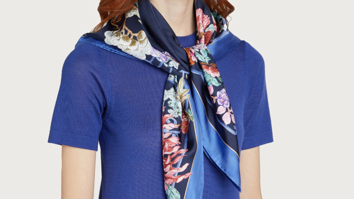 Idea regalo per Natale: foulard in pura seta