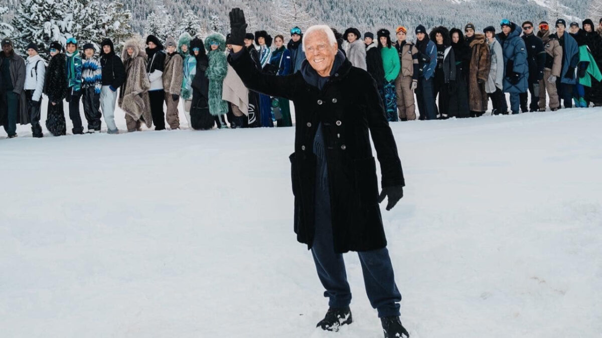 Armani a St. Moritz: 8 capi e accessori imperdibili dalla nuova collezione Neve