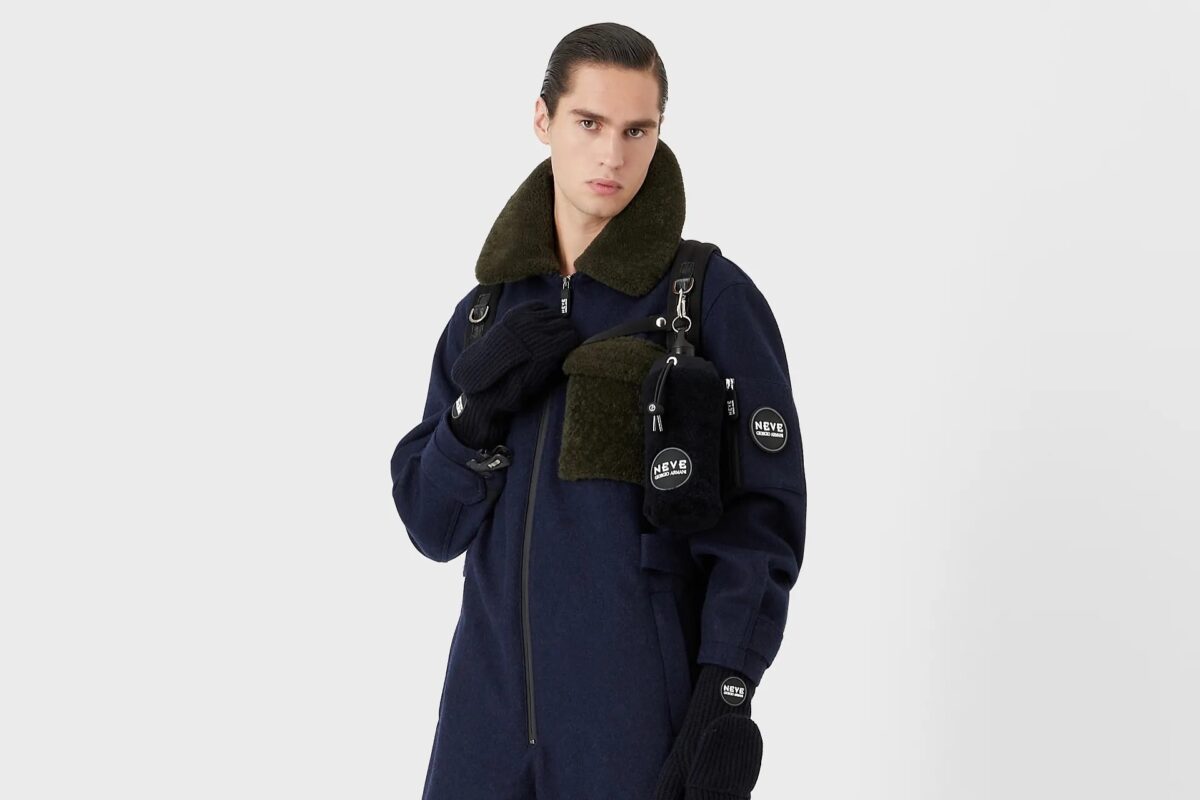 Galleria foto 'Armani Neve, un omaggio chic alla Montagna: 5 capi da non perdere!' - foto 2