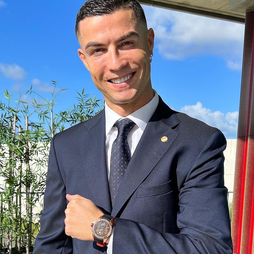 Galleria foto 'Cristiano Ronaldo lancia una linea di orologi Extra lusso con Jacob & Co!' - foto 1