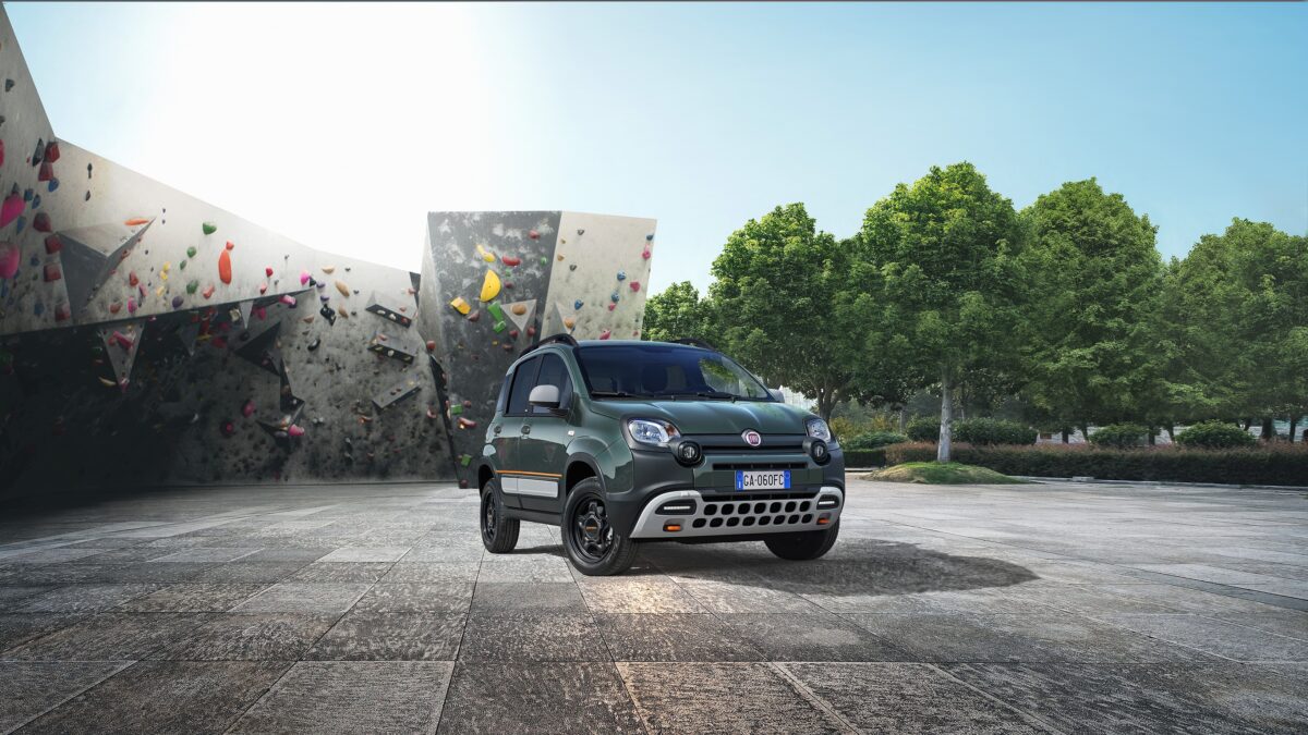 Galleria foto '500 vs Panda: Sfida tra due icone Fiat!' - foto 1