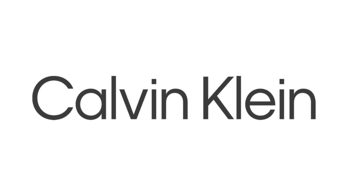 7 Accessori firmati Calvin Klein in sconto da avere a tutti i costi!