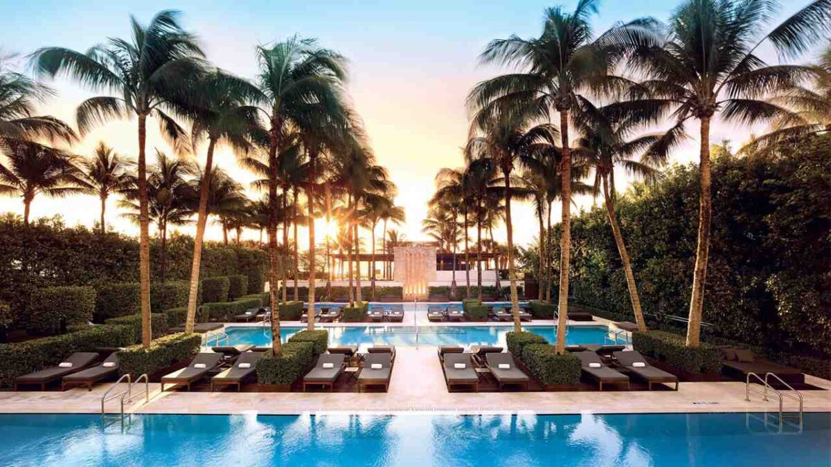 Totti e Noemi a Miami, quanto costa una notte nel resort extra lusso sulla spiaggia: prezzo da capogiro!