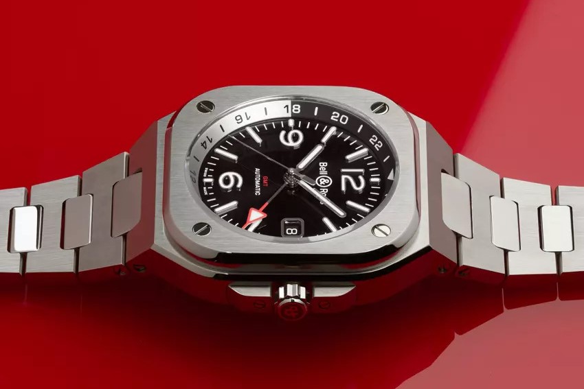 Galleria foto '4 Orologi Quadrati per un Look di Classe super raffinato' - foto 5