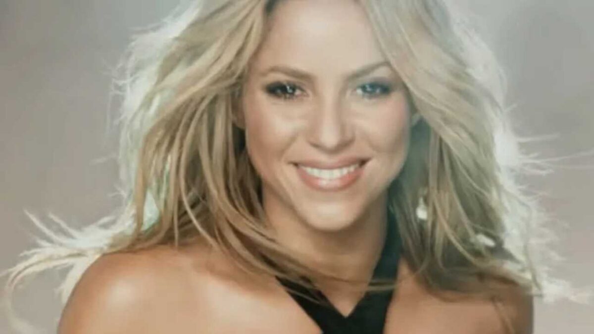 Shakira si vendica di Pique e Fattura anche se il suo patrimonio è già stellare!