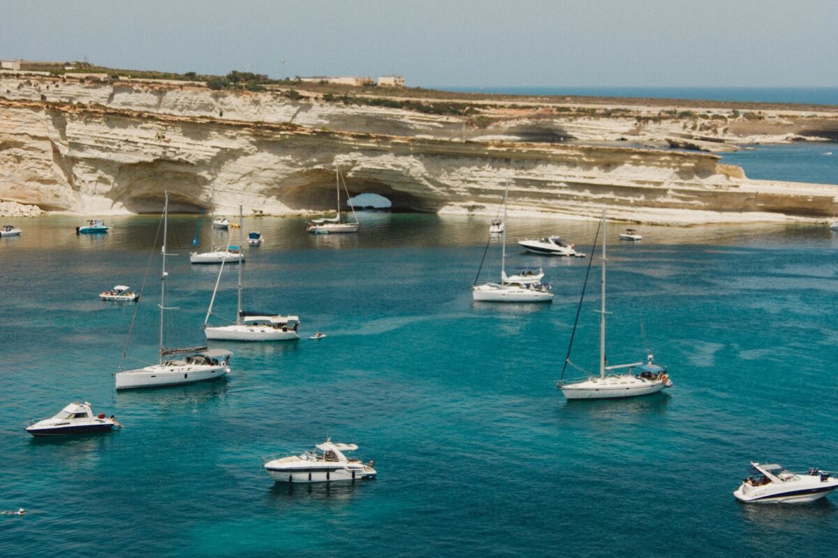Galleria foto 'Yacht di Lusso, a lezione per imparare a gestirli!' - foto 1
