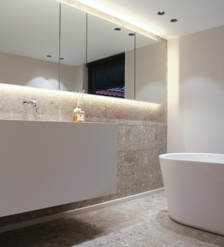 bagno bianco arredo