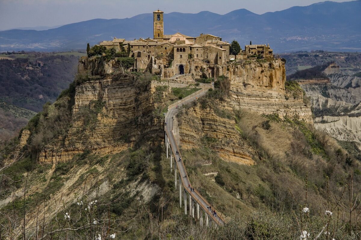 borghi medievali civita di bagnoregio