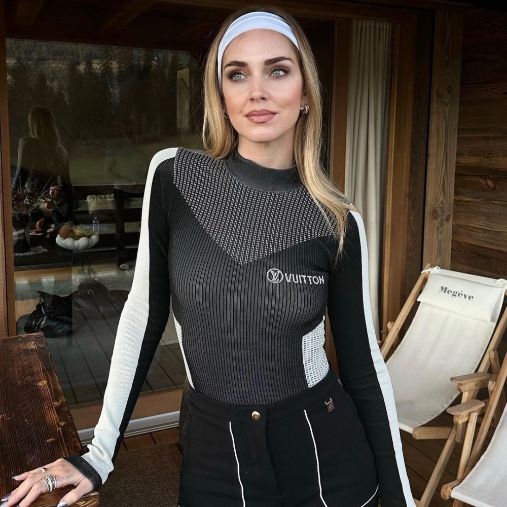 Galleria foto 'Chiara Ferragni, cifra da capogiro per il suo outfit sulla neve!' - foto 3