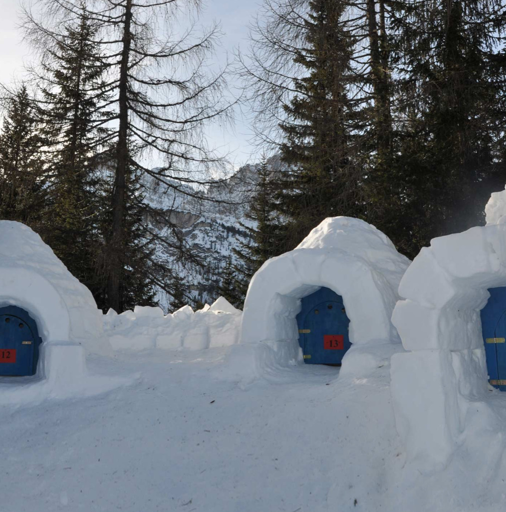 Galleria foto 'Dormire in un Igloo in Italia: 4 Location uniche per un soggiorno tra i ghiacci' - foto 3
