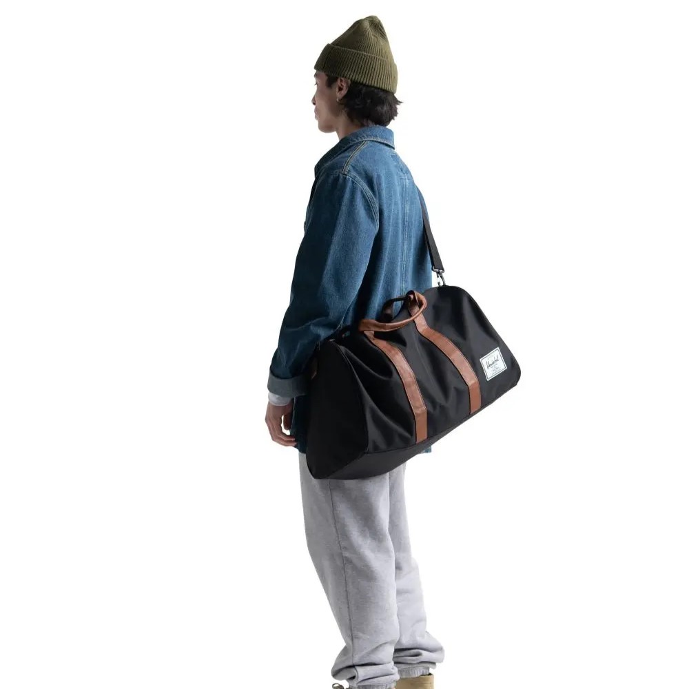 Galleria foto 'Herschel, last chance: 6 Accessori del brand in super Sconto' - foto 5