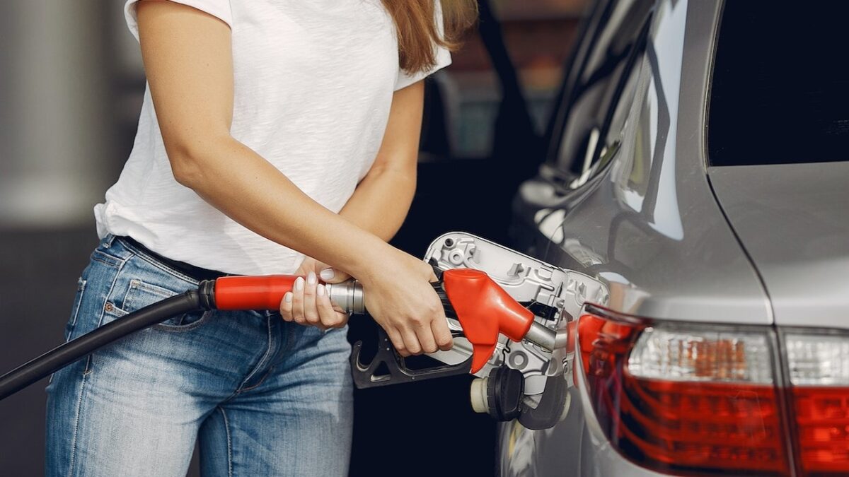 3 Trucchi infallibili per risparmiare sulla Benzina!