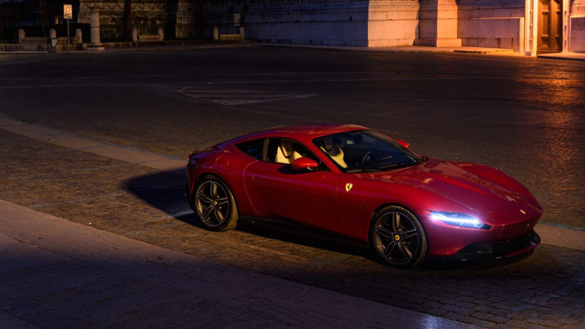 Galleria foto 'Ferrari Roma vs Maserati GranTurismo, una Sfida tra Coupé Made in Italy!' - foto 2