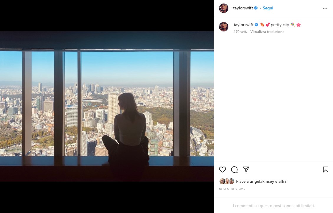 Galleria foto 'Taylor Swift strapagata nel 2022, ecco la cifra da capogiro' - foto 1