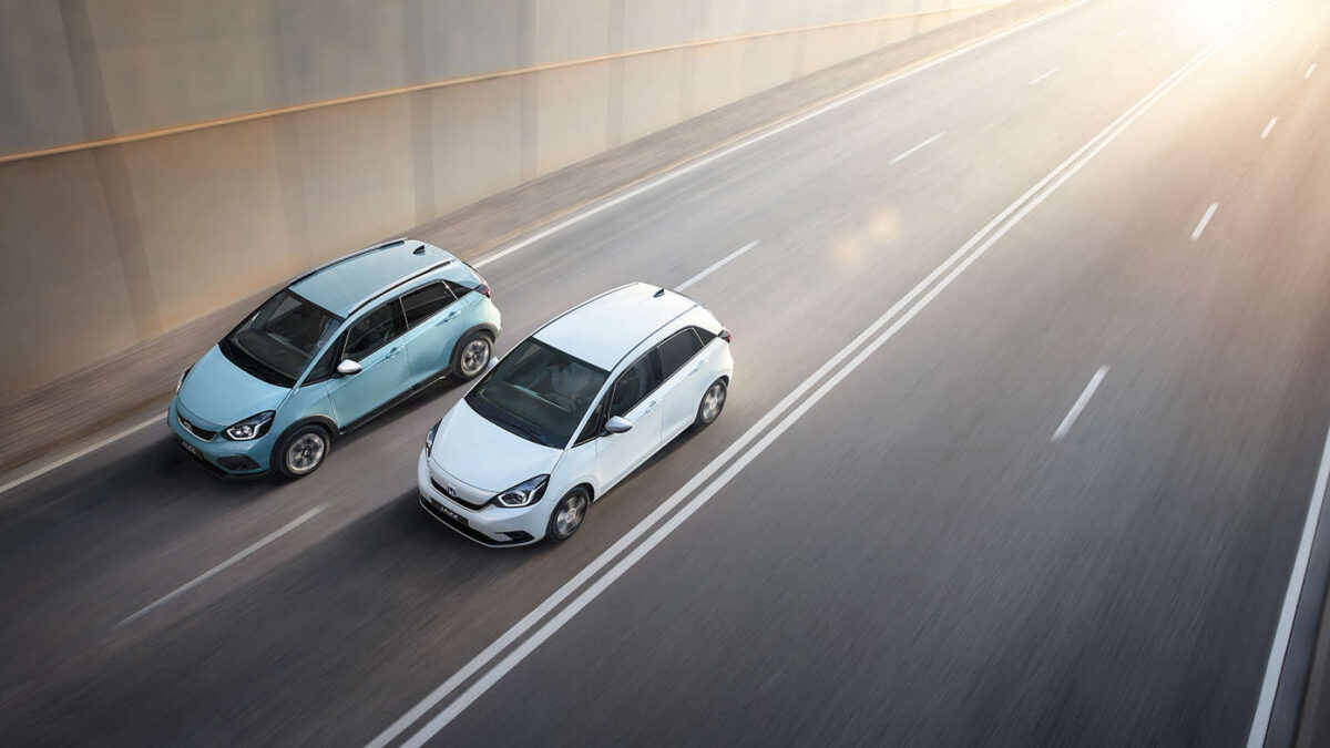 Galleria foto 'Toyota Yaris vs Honda Jazz, la sfida delle Utilitarie Hybrid!' - foto 3