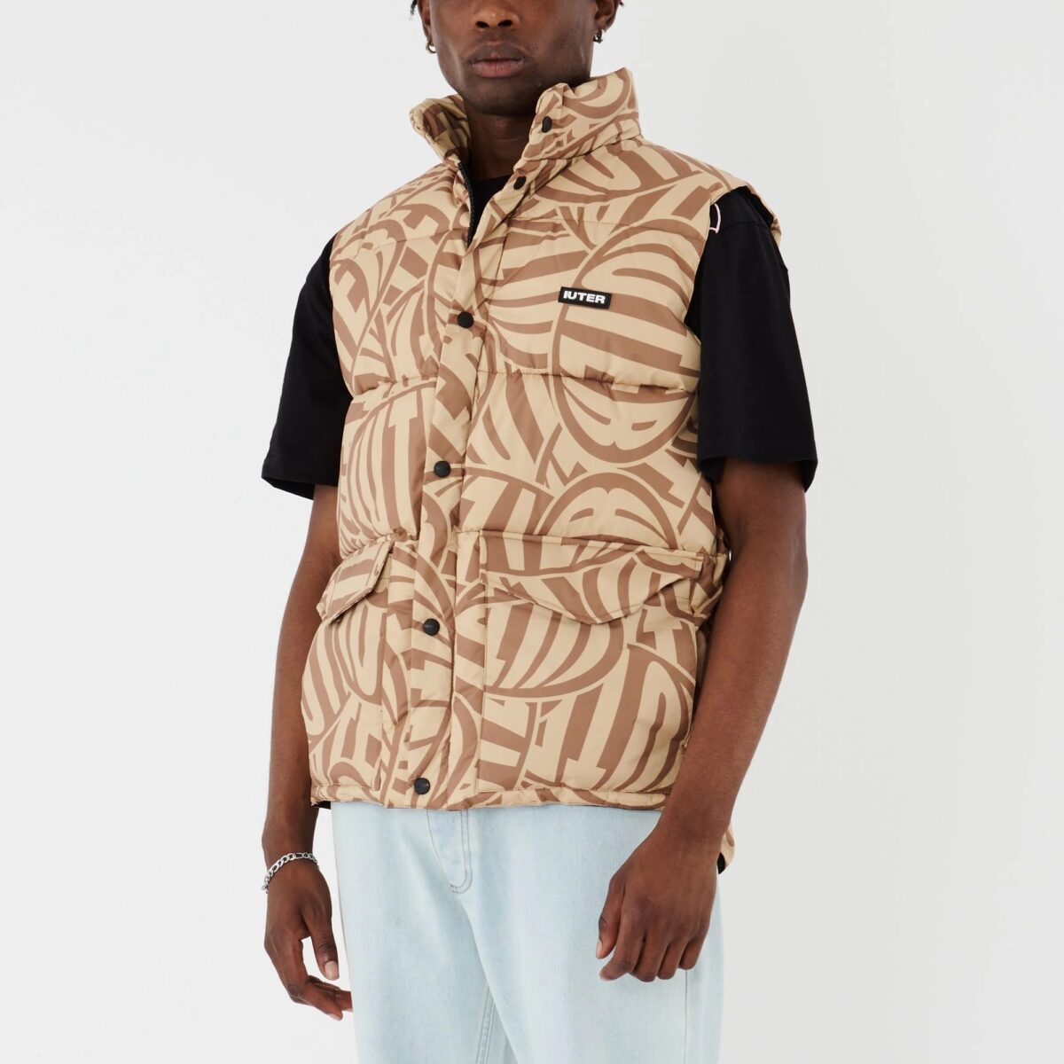 Galleria foto 'Iuter, la vera Moda Urban all’italiana: 5 proposte per Lui da non perdere!' - foto 4