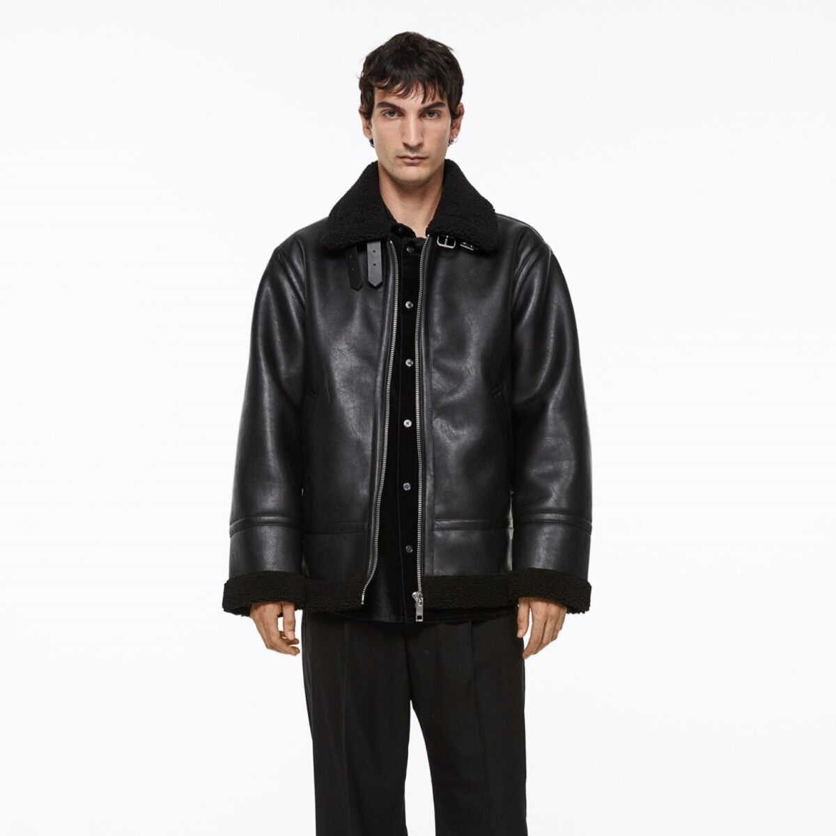 Galleria foto 'San Valentino, il regalo perfetto per Lui è firmato H&M: 6 Capi e Accessori per sorprenderlo!' - foto 6